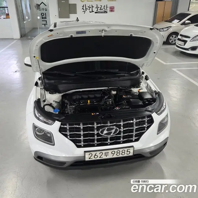 Hyundai Venue 2021 1.6 автомат (гидро), миниатюра 5