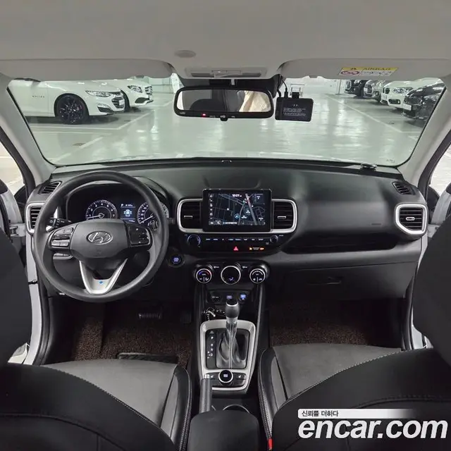 Hyundai Venue 2021 1.6 автомат (гидро), миниатюра 6