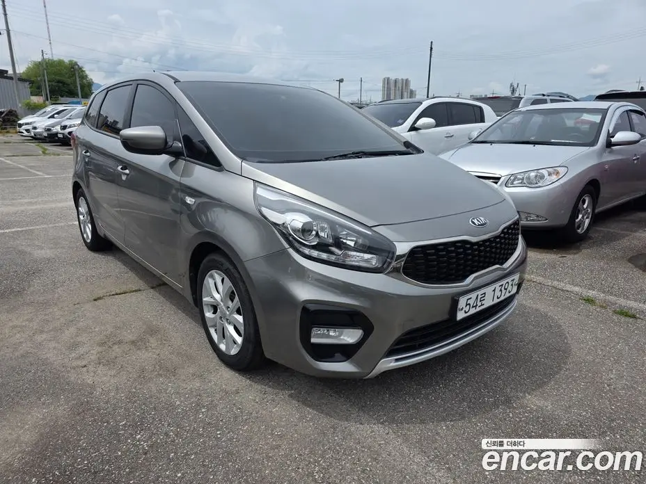 Kia Carens 2018 2.0 автомат (гидро), фото 2 Kia Carens 2018 2.0 автомат (гидро), фото 2