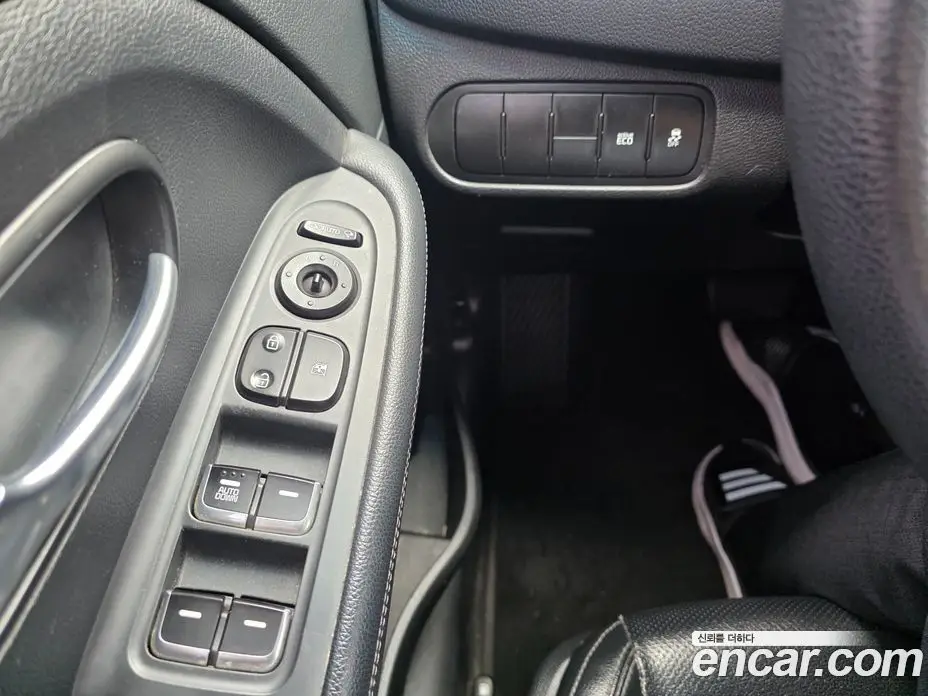 Kia Carens 2018 2.0 автомат (гидро), фото 12 Kia Carens 2018 2.0 автомат (гидро), фото 12