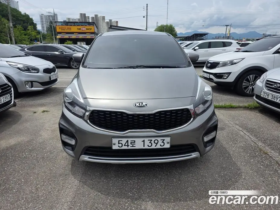 Kia Carens 2018 2.0 автомат (гидро), фото 3 Kia Carens 2018 2.0 автомат (гидро), фото 3