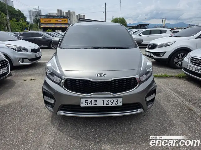 Kia Carens 2018 2.0 автомат (гидро), миниатюра 3 Kia Carens 2018 2.0 автомат (гидро), миниатюра 3