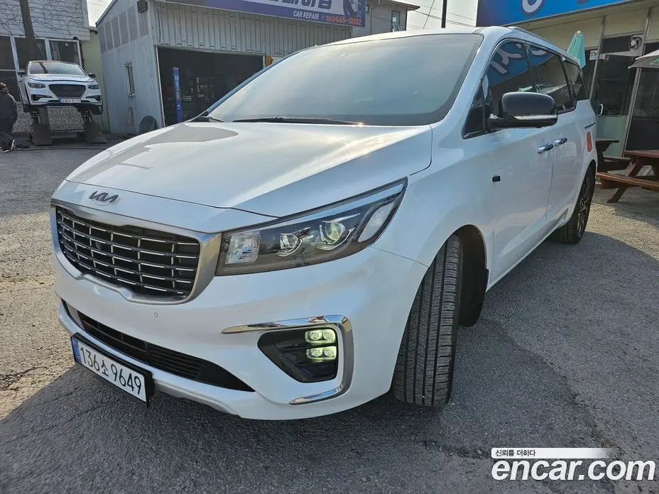Kia Carnival 2018 2.2 автомат (гидро), фото 6