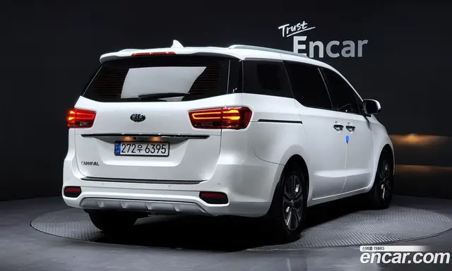 Kia Carnival 2020 2.2 автомат (гидро), миниатюра 2