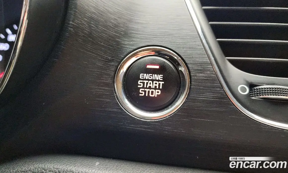 Kia Carnival 2020 2.2 автомат (гидро), фото 9
