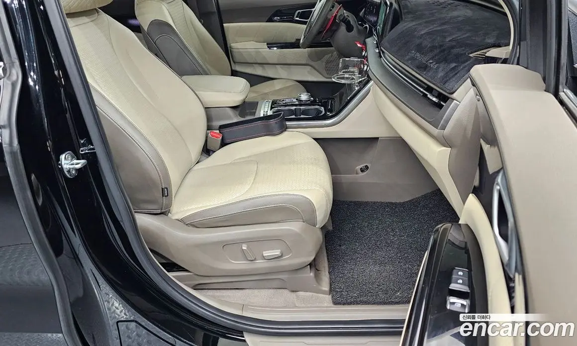 Kia Carnival 2021 2.2 автомат (гидро), фото 11 Kia Carnival 2021 2.2 автомат (гидро), фото 11