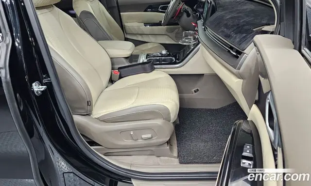 Kia Carnival 2021 2.2 автомат (гидро), миниатюра 11 Kia Carnival 2021 2.2 автомат (гидро), миниатюра 11