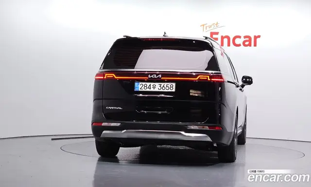 Kia Carnival 2021 2.2 автомат (гидро), миниатюра 4 Kia Carnival 2021 2.2 автомат (гидро), миниатюра 4