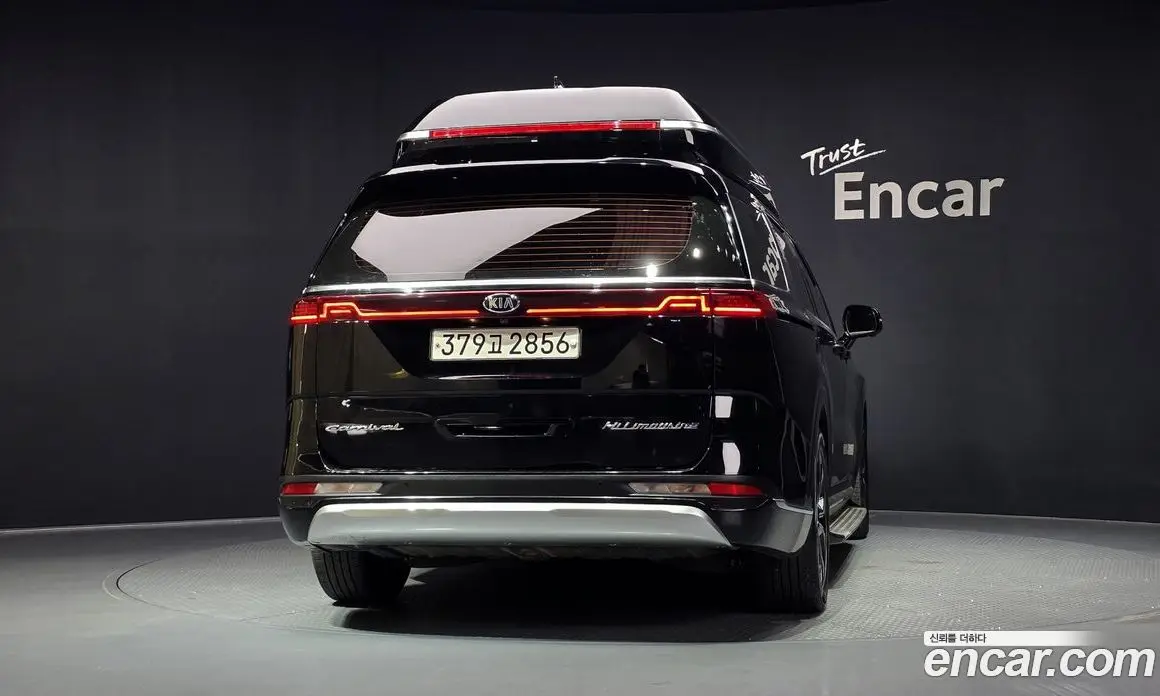 Kia Carnival 2021 2.2 автомат (гидро), фото 4 Kia Carnival 2021 2.2 автомат (гидро), фото 4