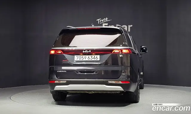 Kia Carnival 2023 2.2 автомат (гидро), миниатюра 4