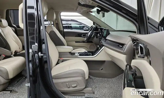 Kia Carnival 2023 2.2 автомат (гидро), миниатюра 11 Kia Carnival 2023 2.2 автомат (гидро), миниатюра 11