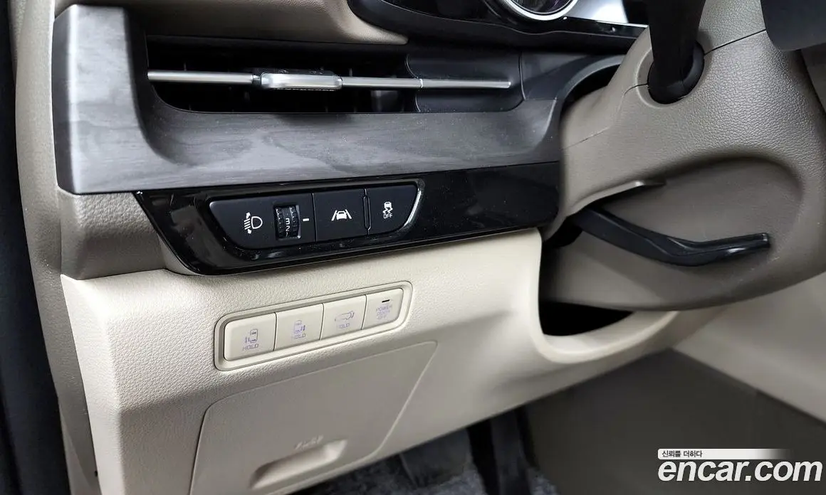 Kia Carnival 2023 2.2 автомат (гидро), фото 16 Kia Carnival 2023 2.2 автомат (гидро), фото 16