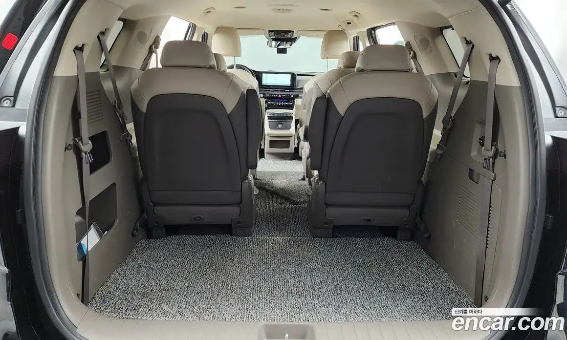 Kia Carnival 2023 2.2 автомат (гидро), фото 20 Kia Carnival 2023 2.2 автомат (гидро), фото 20