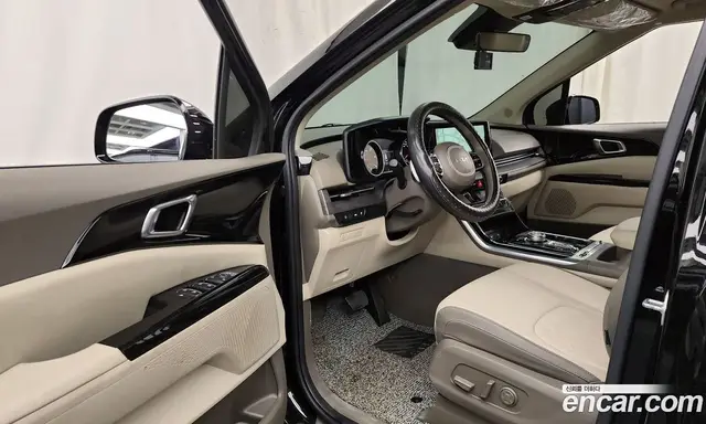 Kia Carnival 2023 2.2 автомат (гидро), миниатюра 10 Kia Carnival 2023 2.2 автомат (гидро), миниатюра 10