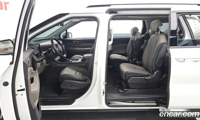 Kia Carnival 2024 2.2 автомат (гидро), миниатюра 10 Kia Carnival 2024 2.2 автомат (гидро), миниатюра 10