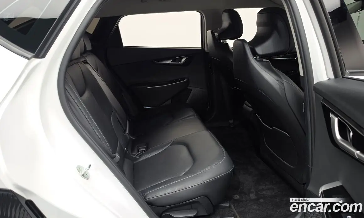 Kia EV6 2023 0.1 автомат (гидро), фото 17 Kia EV6 2023 0.1 автомат (гидро), фото 17