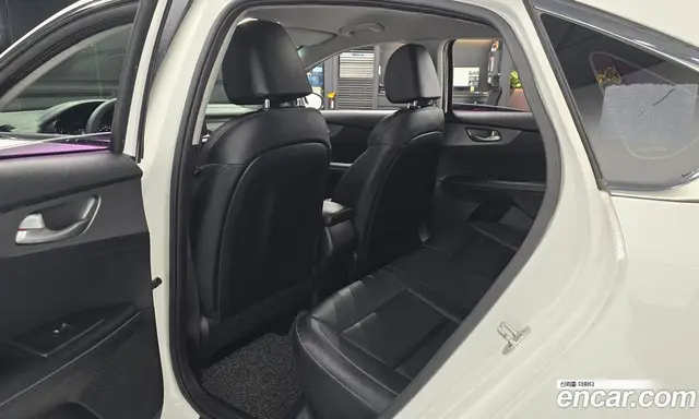 Kia K3 2018 1.6 автомат (гидро), миниатюра 11