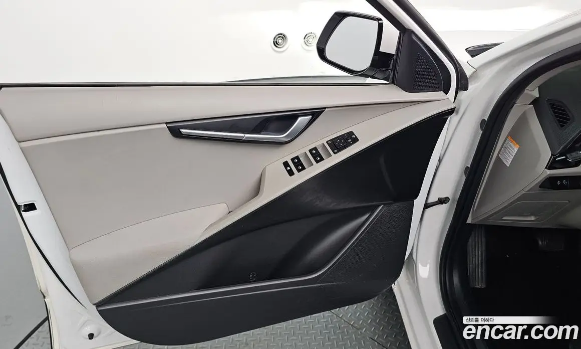 Kia Niro 2022 0.2 автомат (гидро), фото 14