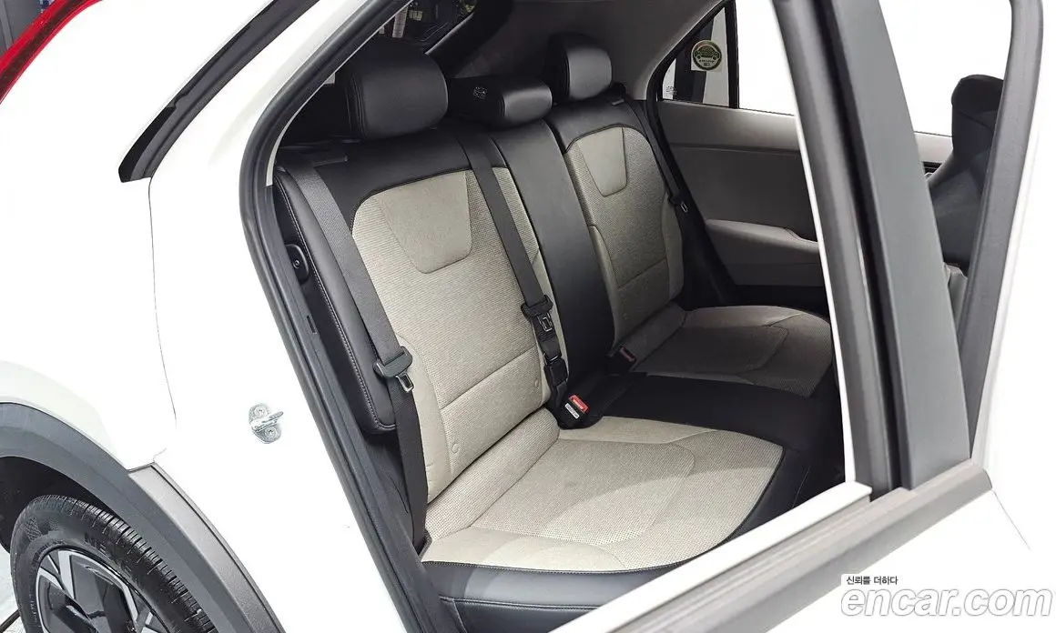Kia Niro 2022 0.2 автомат (гидро), фото 16