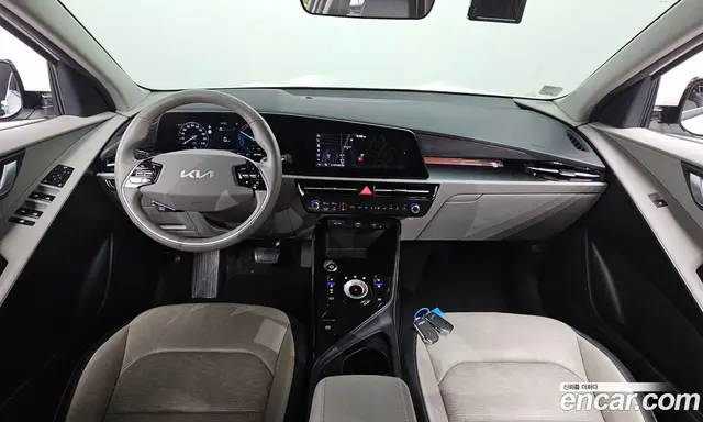 Kia Niro 2022 0.2 автомат (гидро), миниатюра 10
