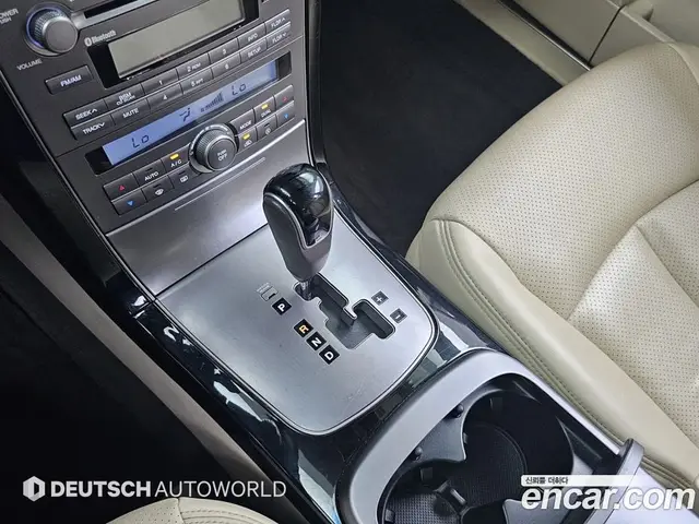 Kia Opirus 2010 2.7 автомат (гидро), миниатюра 9