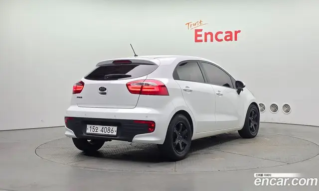 Kia Pride 2015 1.4 механика, миниатюра 2 Kia Pride 2015 1.4 механика, миниатюра 2