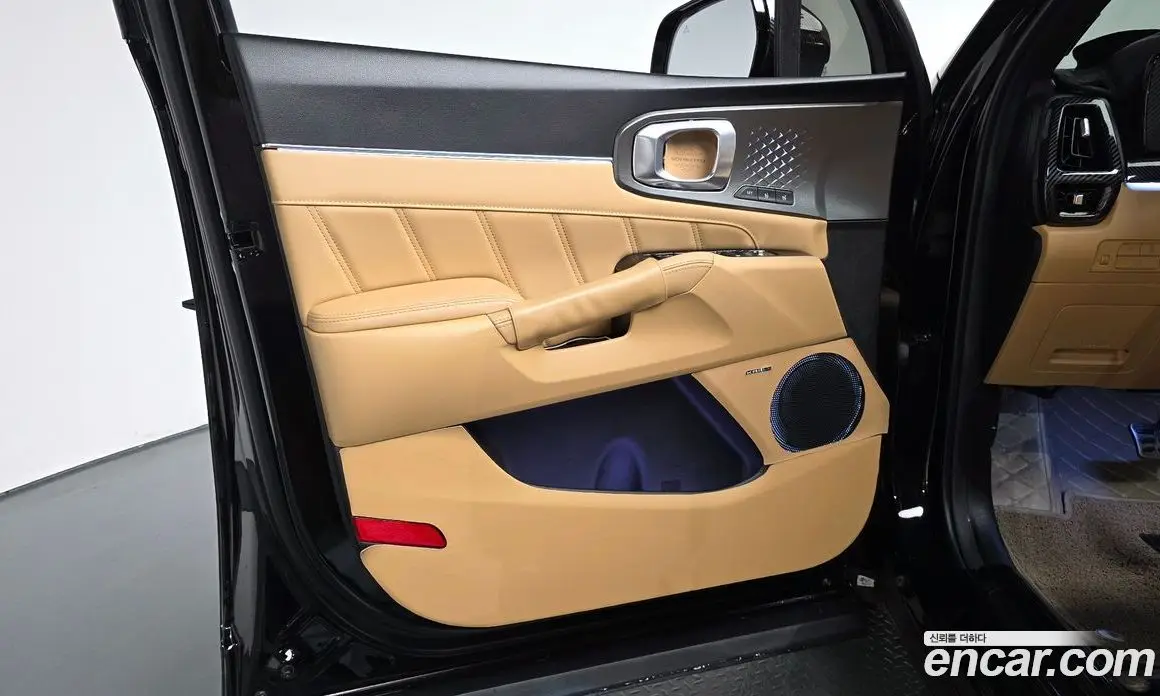 Kia Sorento 2023 2.5 автомат (гидро), фото 13