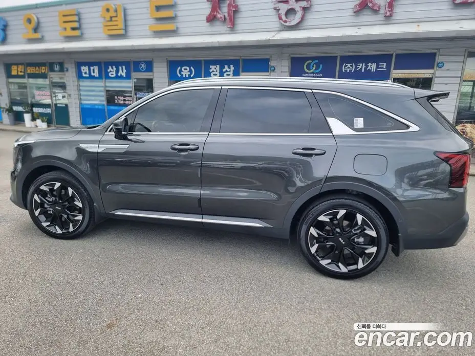 Kia Sorento 2025 2.5 автомат (гидро), фото 8 Kia Sorento 2025 2.5 автомат (гидро), фото 8