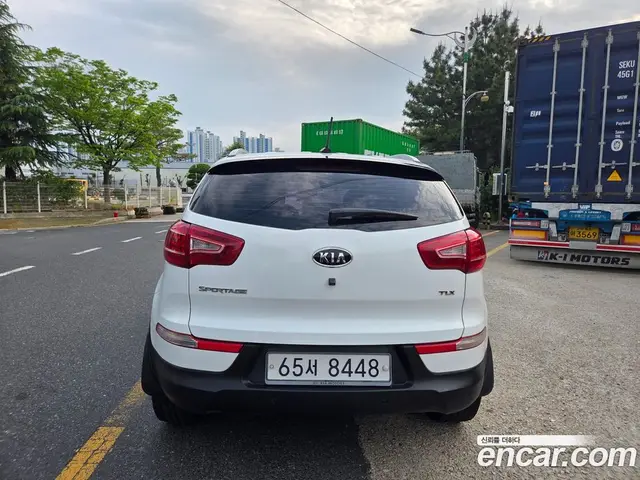 Kia Sportage 2011 2.0 автомат (гидро), миниатюра 4