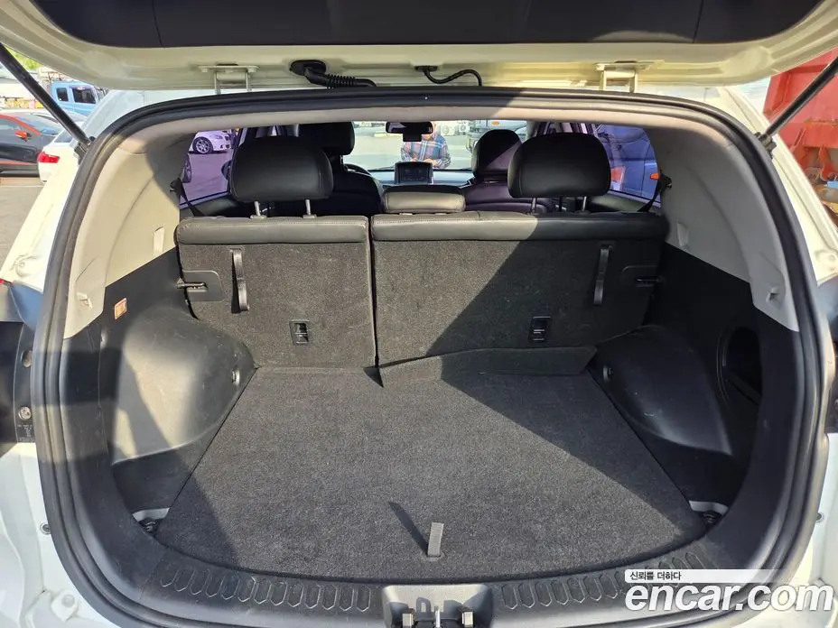 Kia Sportage 2011 2.0 автомат (гидро), фото 6