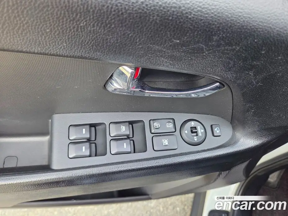 Kia Sportage 2011 2.0 автомат (гидро), фото 10