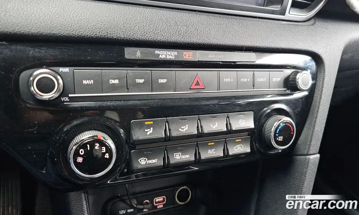 Kia Sportage 2016 1.7 автомат (гидро), фото 16