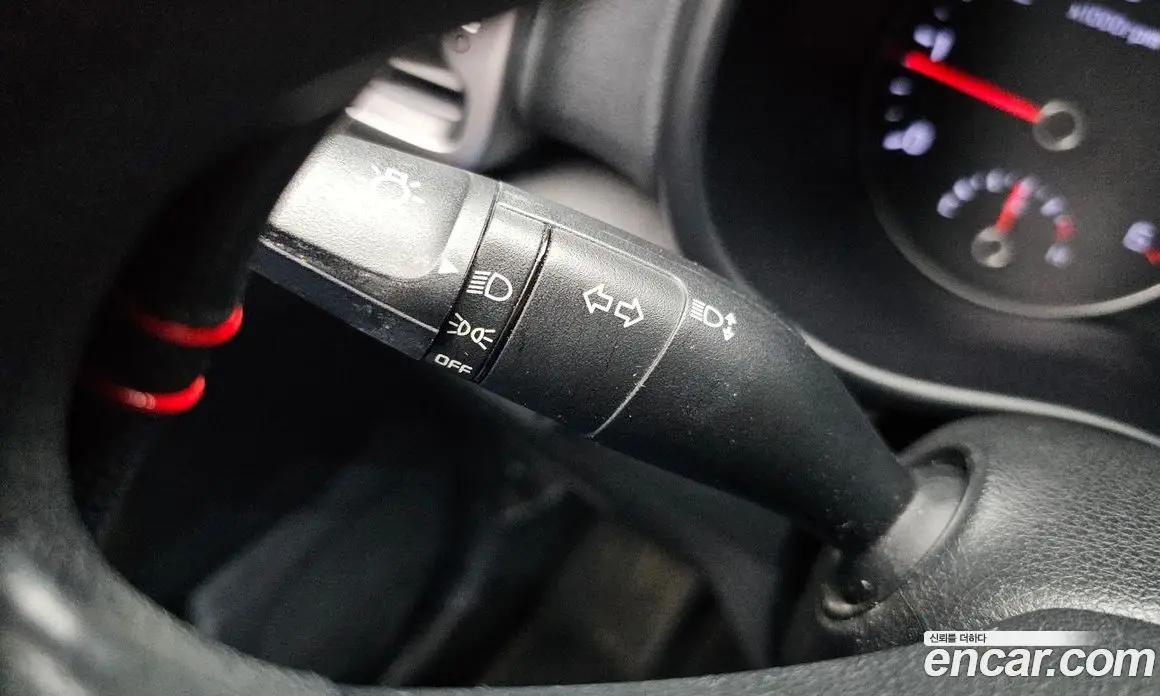 Kia Sportage 2016 1.7 автомат (гидро), фото 17