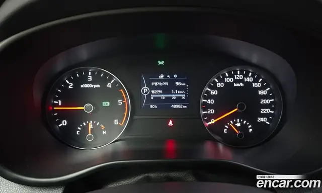 Kia Sportage 2017 2.0 автомат (гидро), миниатюра 11