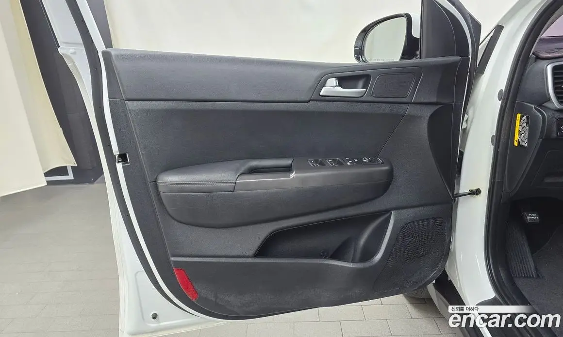 Kia Sportage 2017 2.0 автомат (гидро), фото 14