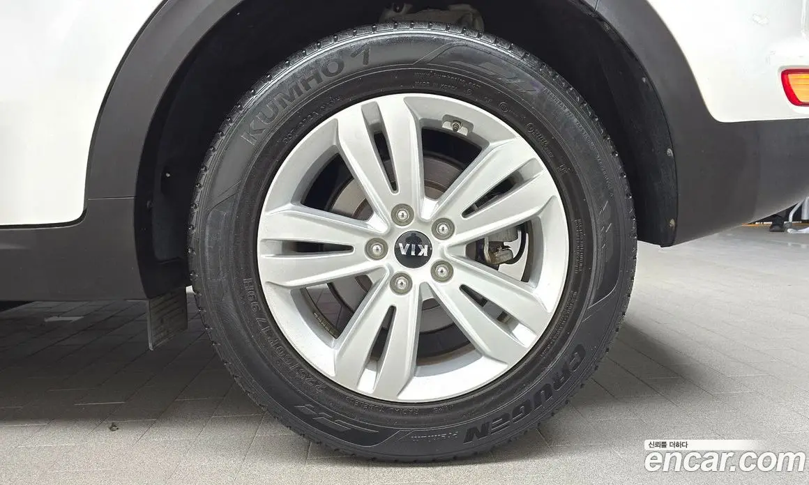 Kia Sportage 2017 2.0 автомат (гидро), фото 7