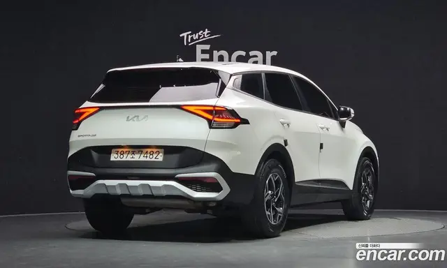 Kia Sportage 2022 1.6 автомат (гидро), миниатюра 2