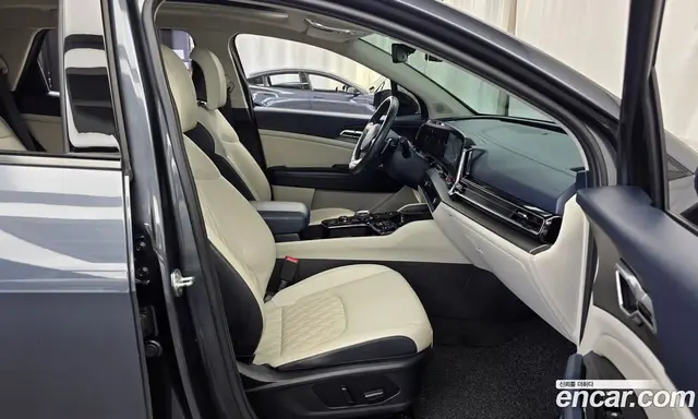 Kia Sportage 2022 1.6 автомат (гидро), миниатюра 11
