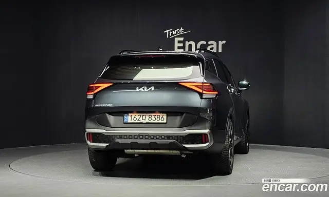 Kia Sportage 2022 1.6 автомат (гидро), миниатюра 4