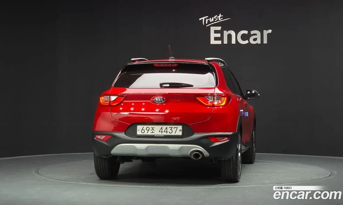 Kia Stonic 2018 1.6 автомат (гидро), фото 4