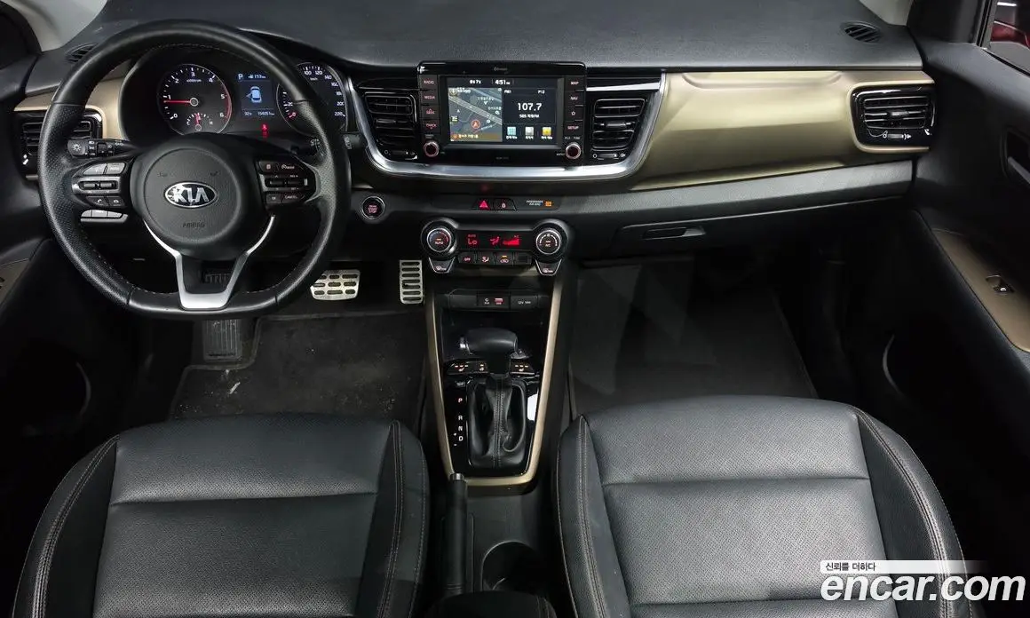 Kia Stonic 2018 1.6 автомат (гидро), фото 10