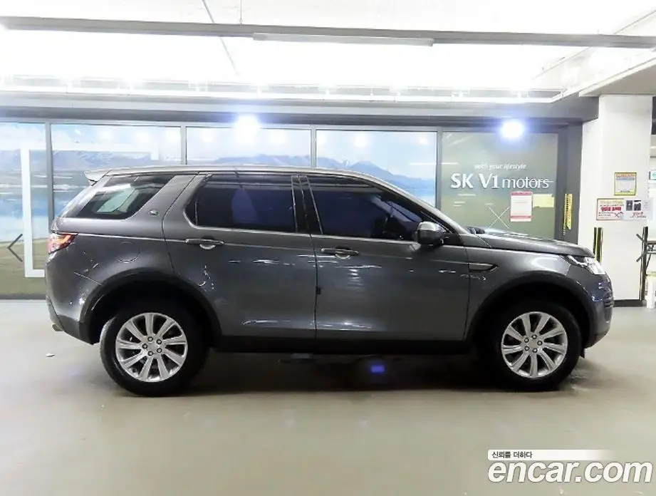 Land Rover Discovery Sport 2015 2.0 автомат (гидро), фото 3