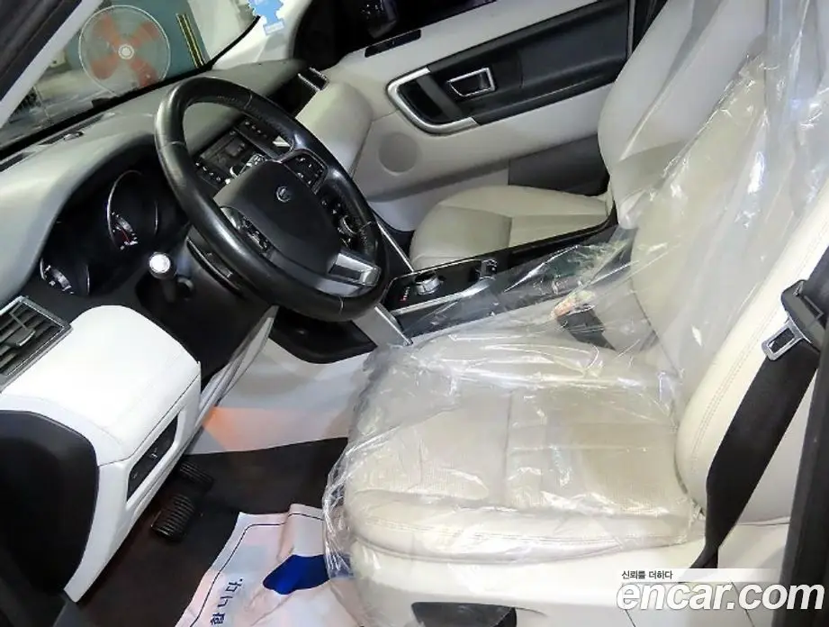 Land Rover Discovery Sport 2015 2.0 автомат (гидро), фото 6