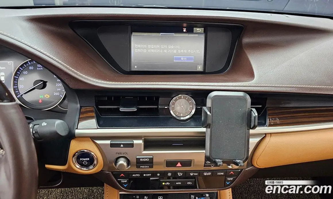 Lexus ES 2016 2.5 автомат (гидро), фото 14