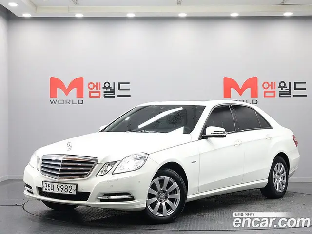 Mercedes-Benz E-Class, 2011, 94 640 км