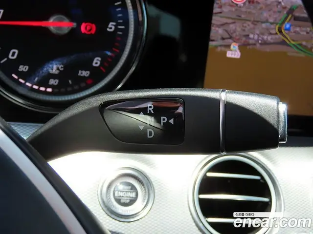 Mercedes-Benz E-Class 2017 1.9 автомат (гидро), миниатюра 11