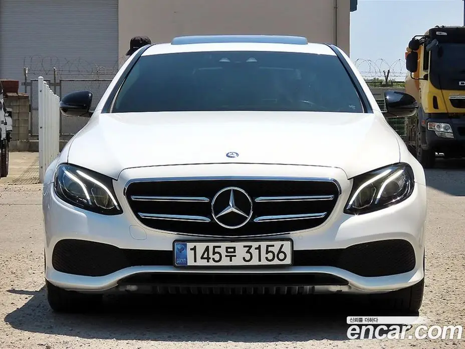 Mercedes-Benz E-Class 2017 1.9 автомат (гидро), фото 3