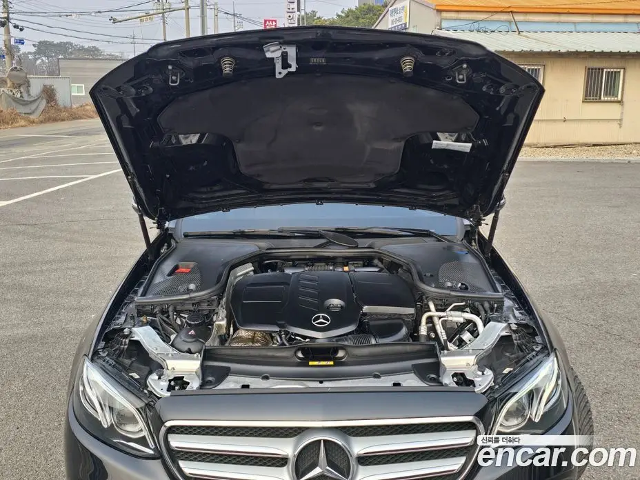 Mercedes-Benz E-Class 2018 1.9 автомат (гидро), фото 20
