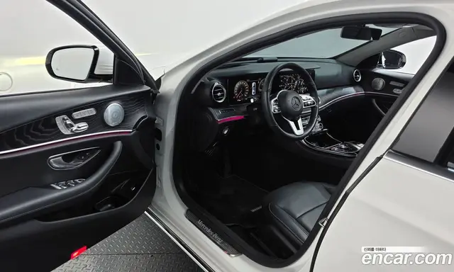 Mercedes-Benz E-Class 2018 2.0 автомат (гидро), миниатюра 10 Mercedes-Benz E-Class 2018 2.0 автомат (гидро), миниатюра 10
