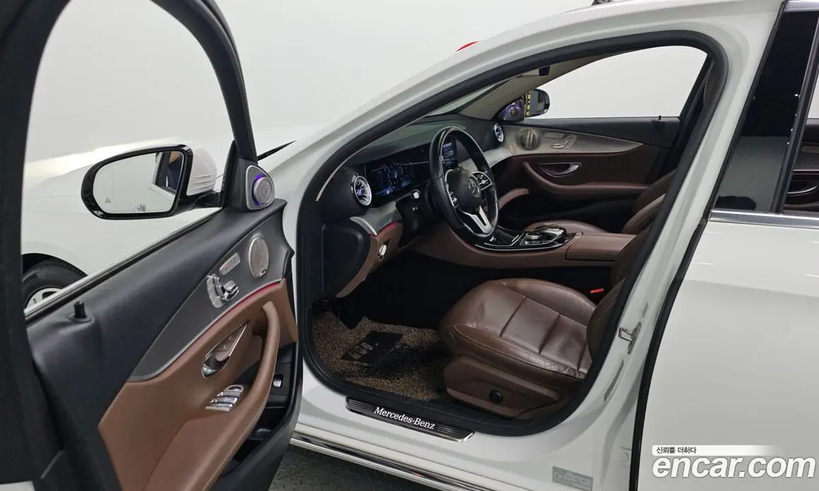 Mercedes-Benz E-Class 2018 2.0 автомат (гидро), фото 13